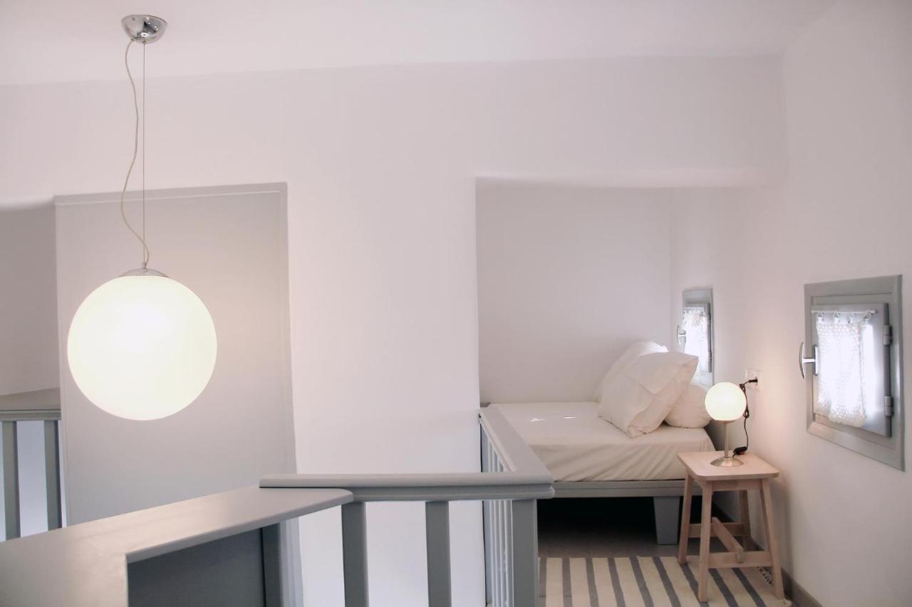 Cozy Guesthouse - Agios Romanos Exteriör bild
