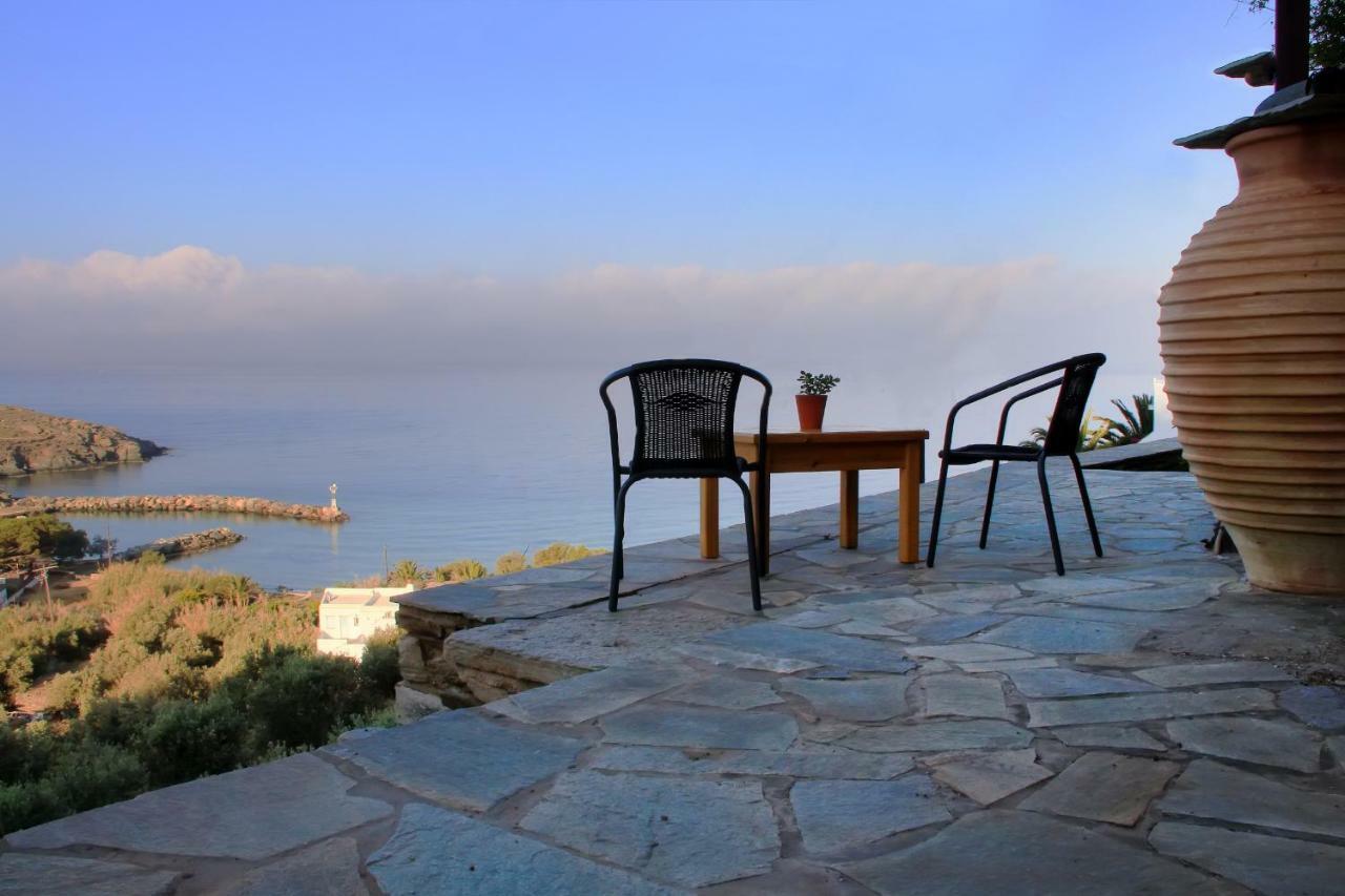 Cozy Guesthouse - Agios Romanos Exteriör bild