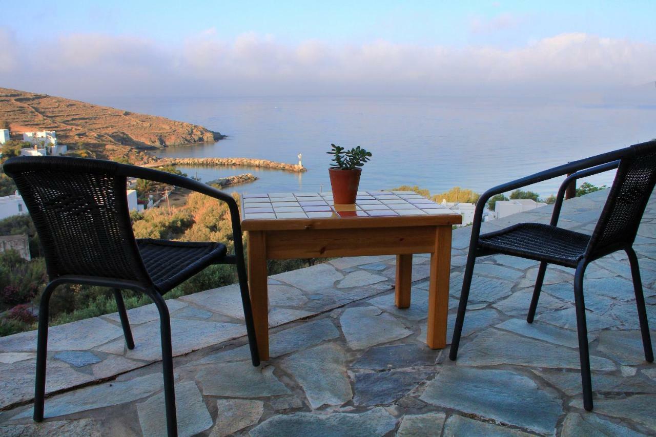 Cozy Guesthouse - Agios Romanos Exteriör bild