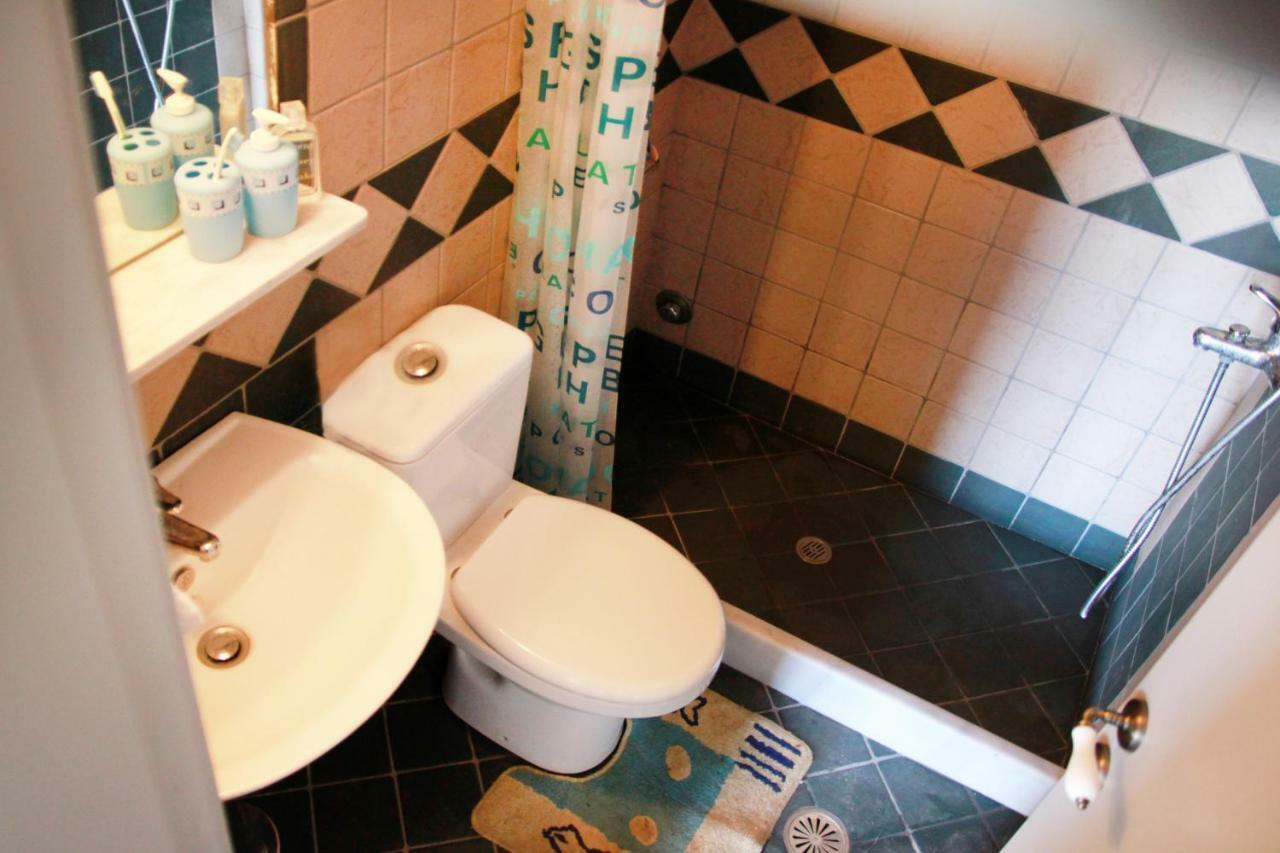 Cozy Guesthouse - Agios Romanos Exteriör bild